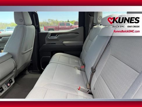Used 2025 Chevrolet Silverado 1500 LT AWD/4WD image 8