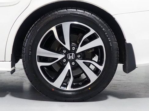 Used 2018 Honda Odyssey Elite image 49