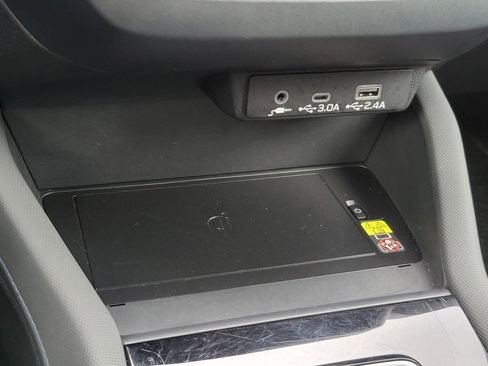 Certified 2025 Subaru Forester Premium image 25