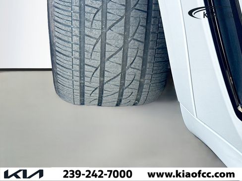 Used 2022 BMW X5 M50i w/ Executive Package image 42