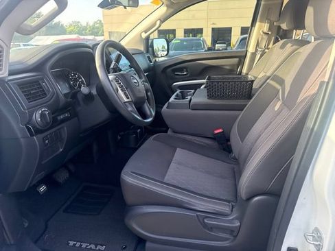 Used 2023 Nissan Titan SV w/ Accessory Utility Package RWD image 6