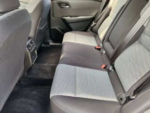 Used 2023 Nissan Rogue SV FWD image 26