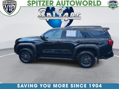 Certified 2025 Toyota 4Runner SR5 AWD/4WD image 5