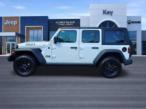 Used 2021 Jeep Wrangler Unlimited Sport AWD/4WD image 2