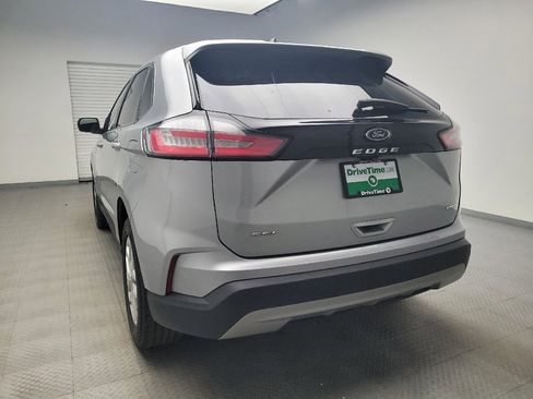 Used 2022 Ford Edge SEL image 6