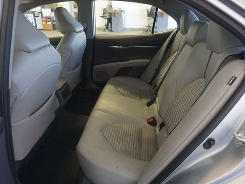 Used 2024 Toyota Camry SE FWD image 18