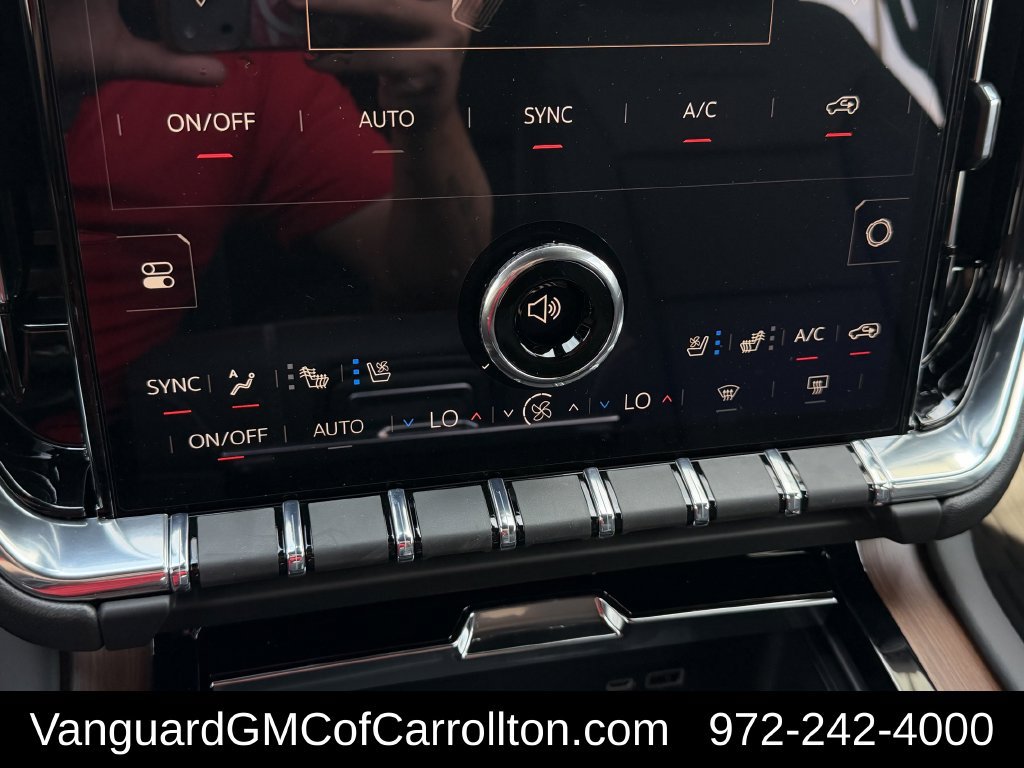 New 2027 GMC Yukon Denali w/ Denali Reserve Package AWD/4WD image 17