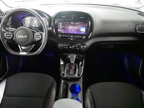 Used 2023 Kia Soul GT-Line FWD image 10