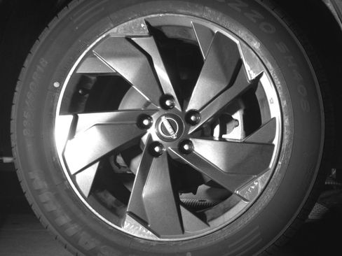 Used 2025 Nissan Rogue SV AWD/4WD image 16