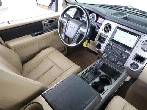 Used 2016 Ford Expedition EL XLT w/ Equipment Group 202A RWD image 15