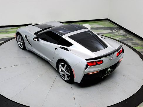Used 2015 Chevrolet Corvette Stingray Coupe RWD image 29