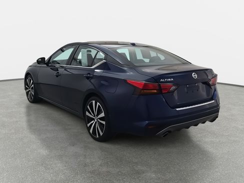 Certified 2021 Nissan Altima 2.5 SR w/ SR Premium Package image 7