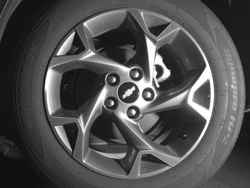 Used 2025 Chevrolet Trax LT image 14