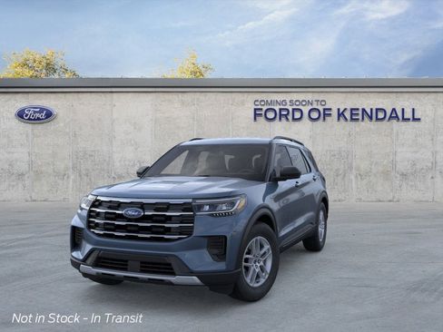 New 2026 Ford Explorer Active RWD image 2
