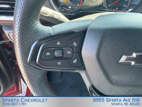 Used 2022 Chevrolet TrailBlazer RS w/ Sun and Liftgate Package AWD/4WD image 17