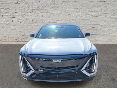 New 2025 Cadillac Lyriq Sport image 2