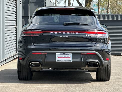 Certified 2025 Porsche Macan image 7