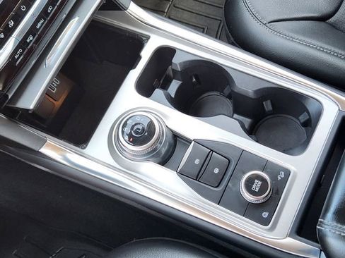 Used 2023 Ford Explorer Limited w/ Limited Technology Package image 21