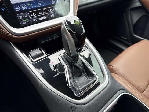 Certified 2024 Subaru Outback Touring image 25