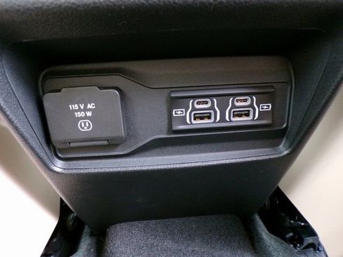 New 2025 Jeep Grand Cherokee L Limited w/ Black Appearance Package image 14