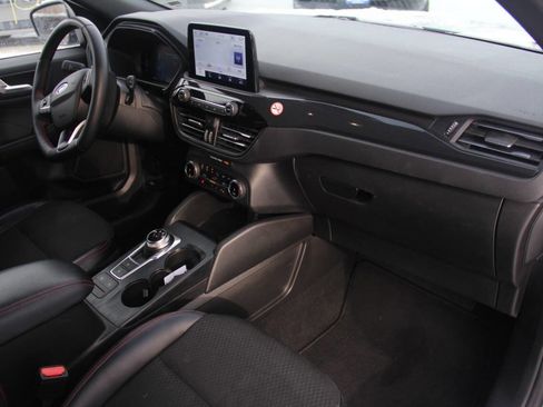 Certified 2025 Ford Escape ST-Line Select image 23