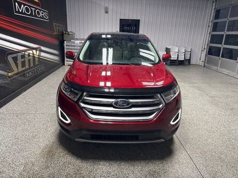 Used 2018 Ford Edge Titanium w/ Equipment Group 301A AWD/4WD image 17