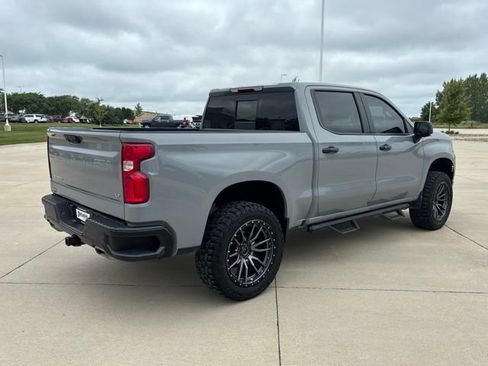 Used 2024 Chevrolet Silverado 1500 LT Trail Boss w/ LT Trail Boss Premium Package AWD/4WD image 38