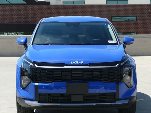 New 2026 Kia Sportage EX image 8