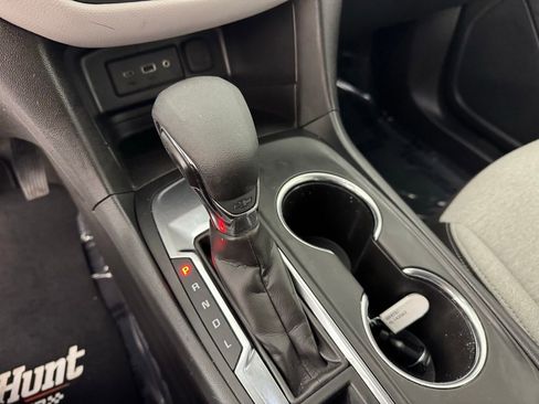 Used 2024 Chevrolet Equinox LS w/ LS Convenience Package image 18