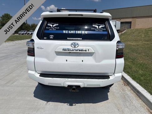 Used 2020 Toyota 4Runner SR5 Premium AWD/4WD image 6