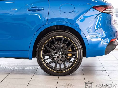 Used 2022 Maserati Levante F Tributo image 7