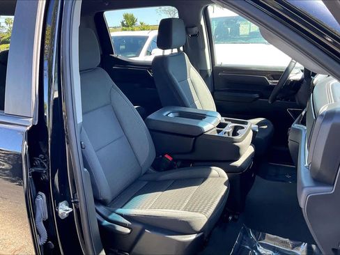 Certified 2025 Chevrolet Silverado 1500 LT image 8