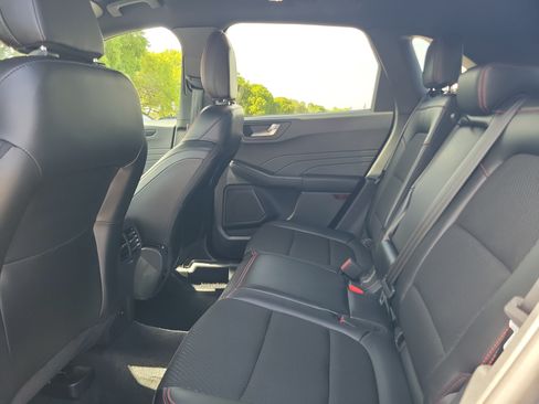 Used 2025 Ford Escape ST-Line w/ Tech Pack #1 FWD image 14