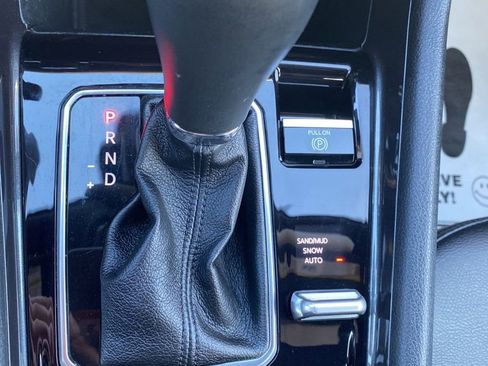 Used 2024 Jeep Compass Latitude image 30