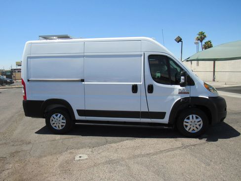 Used 2019 RAM ProMaster 1500 FWD image 5