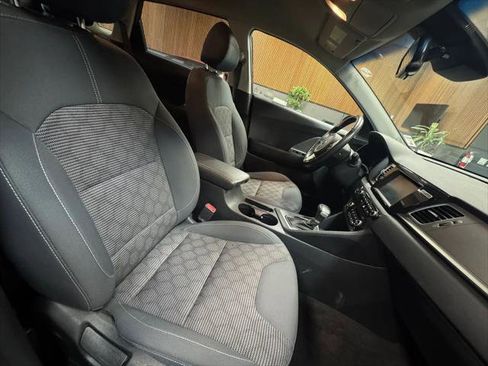 Used 2019 Kia Niro LX image 13
