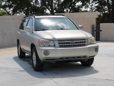 Used 2002 Toyota Highlander 2WD V6 image 13