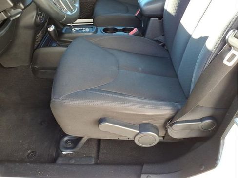 Used 2016 Jeep Wrangler Unlimited Sport w/ Quick Order Package 24S image 17