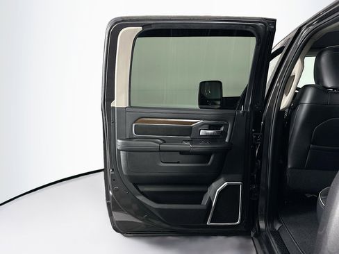 Used 2024 RAM 2500 Laramie image 26