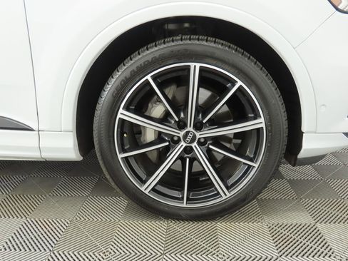 Used 2021 Audi Q7 3.0T Premium Plus image 32