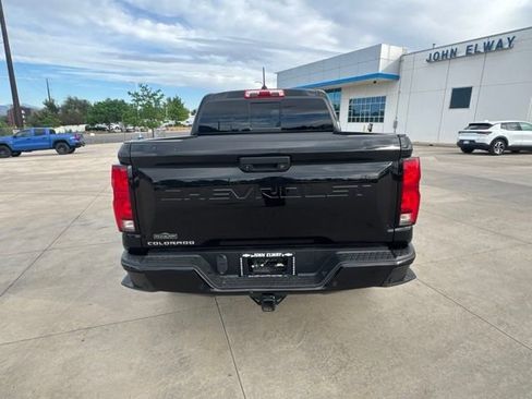 Used 2023 Chevrolet Colorado Z71 w/ Z71 Convenience Package 2 AWD/4WD image 6