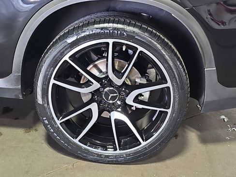 Used 2018 Mercedes-Benz GLC 43 AMG 4MATIC image 35