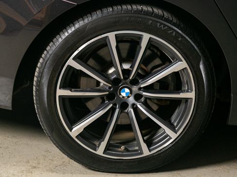 Used 2019 BMW 640i Gran Turismo xDrive w/ Luxury Package image 18