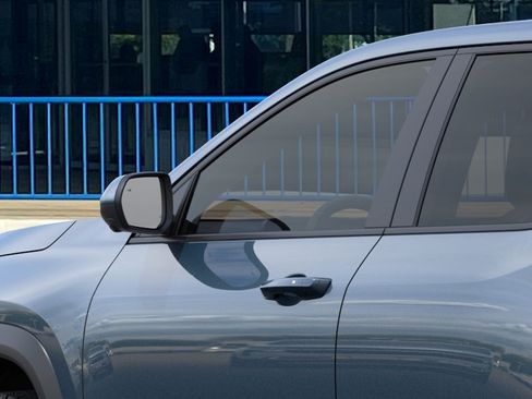 New 2026 Chevrolet Equinox LT w/ Safety and Technology Package FWD image 12