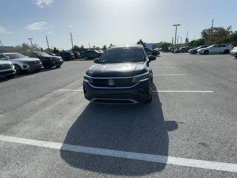 Certified 2024 Volkswagen Taos S FWD image 3