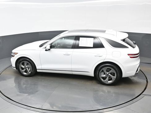 Certified 2026 Genesis GV70 2.5T Select image 38