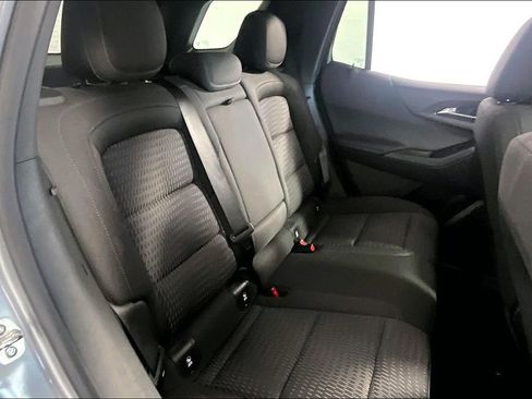 Used 2025 Chevrolet Equinox LT FWD image 25