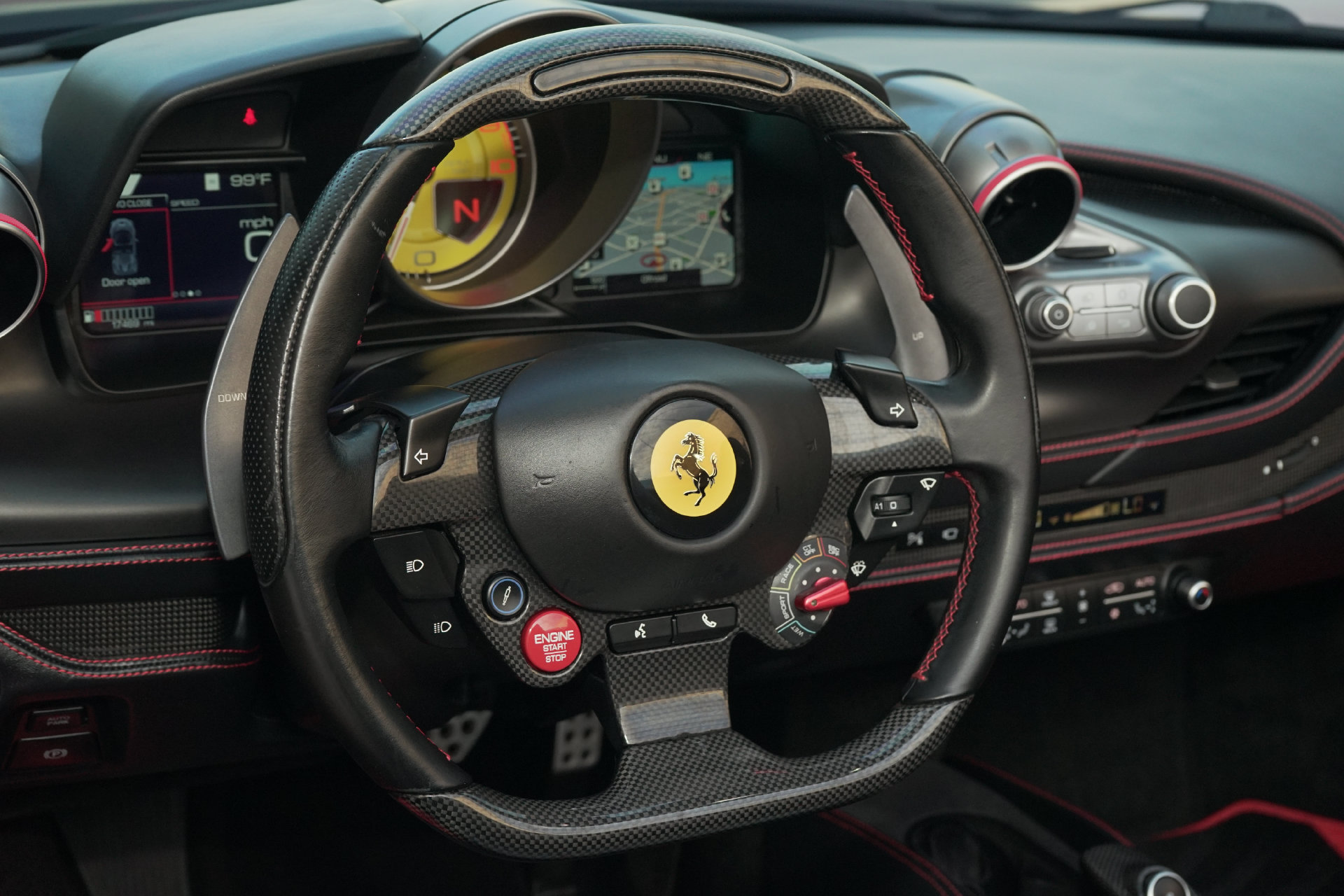 Used 2021 Ferrari F8 Tributo RWD image 18