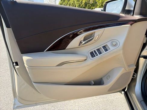 Used 2015 Buick LaCrosse Leather FWD image 11