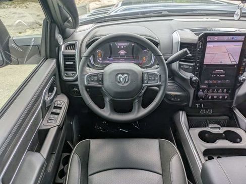 New 2026 RAM 2500 Laramie AWD/4WD image 16